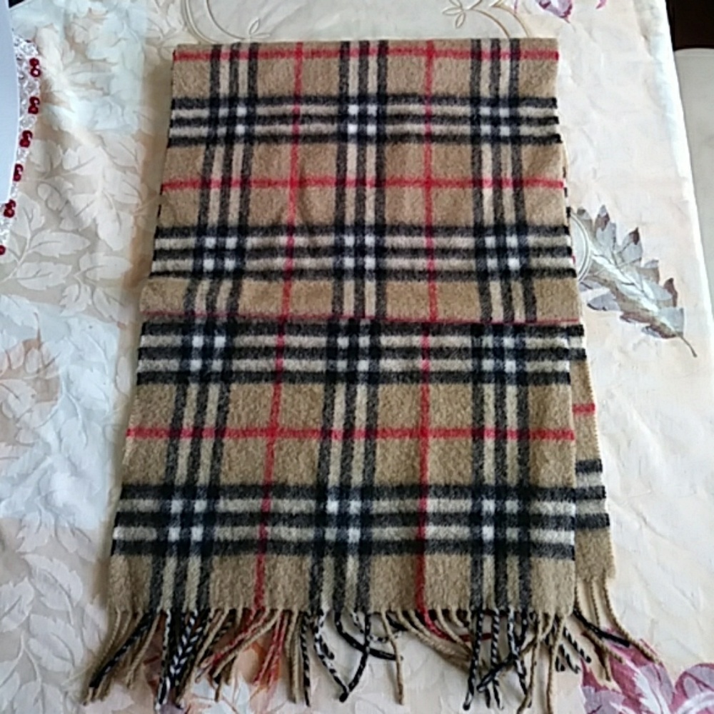 BURBERRY CASHMERE SCARF - Picture 2 of 5